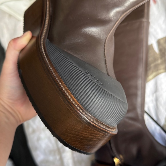 Over the knee boots. Brand Bally. New with box, without tags. - Picture 3 of 9